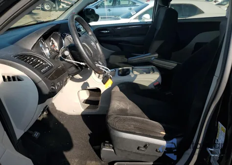 2016 Dodge Grand Caravan Sxt z USA, uszkodzony, nr VIN 2C4RDGCG2GR357192